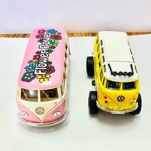 Maisto & Kinsmart Die Cast Volkswagen Van Bus Vehicles Flower Power & Samba